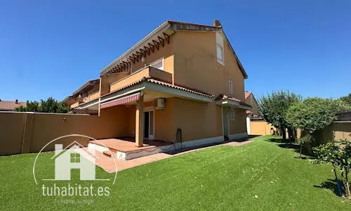 Chalet en Talavera La Nueva Chalet de 4 habitaciones en parcela de 500 metros en Talavera La Nueva